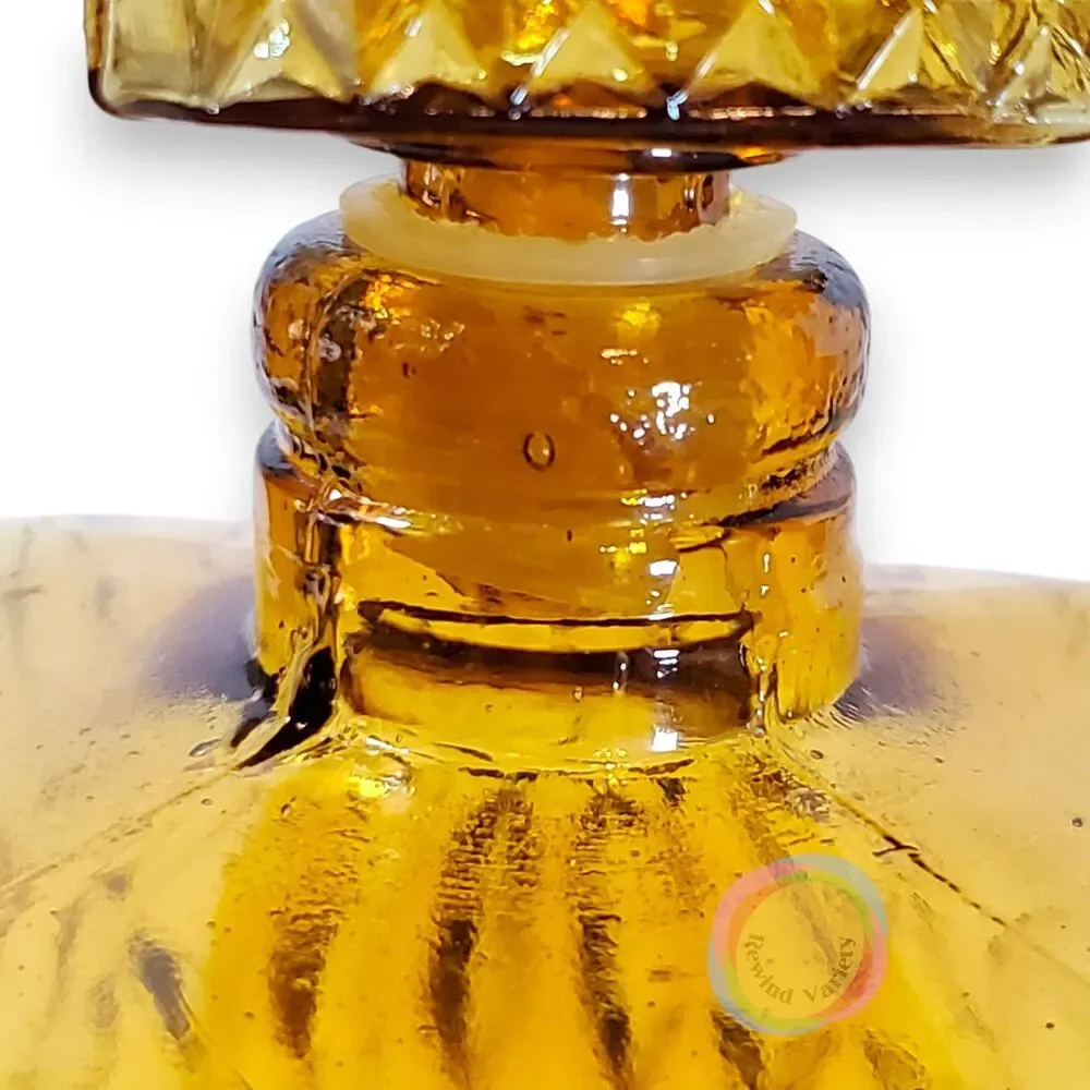 Vintage Mid Century Amber Glass Diamond Decanter Set Taiwan